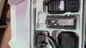 Motorola Mt-777 Two Way Radio Walkie Talkie