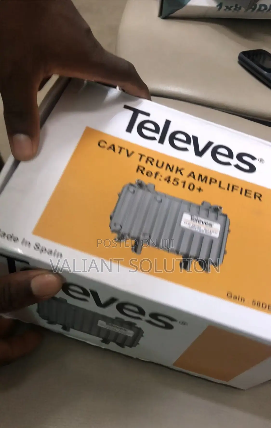 Trunk Satellite Booster