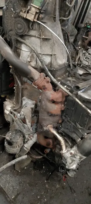 Mercedes-Benz 605 Diesel Engine and Geatbox