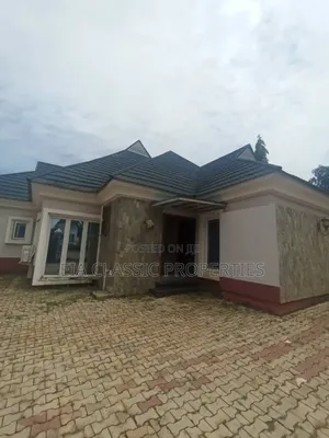 4bdrm Bungalow in Galadimawa for rent