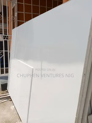 White Quartz for Kitchen Top