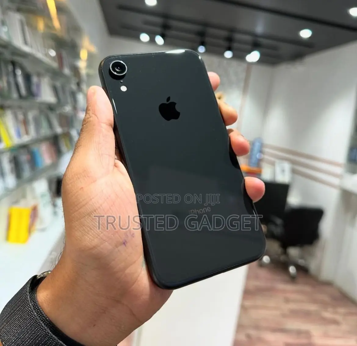 Apple iPhone XR 64 GB Black