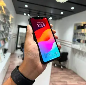 Apple iPhone XR 64 GB Black