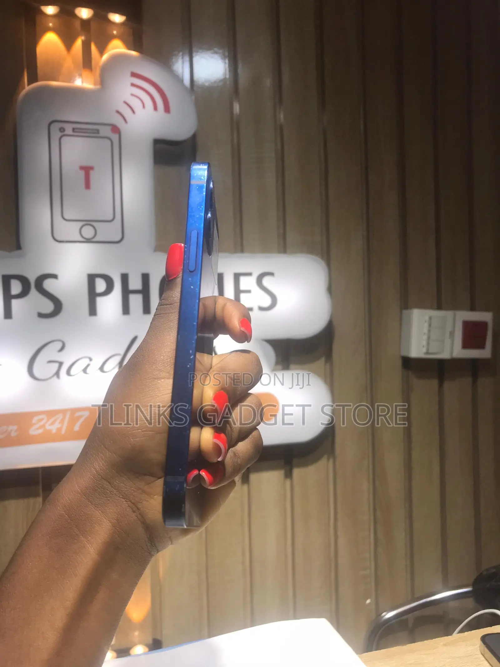 Apple iPhone 12 64 GB Blue