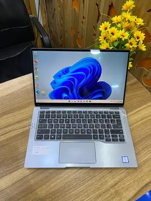 Photo - Laptop Dell Latitude 7400 16GB Intel Core I7 SSD 512GB