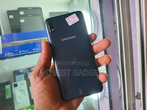Photo - Samsung A10 32 GB Black