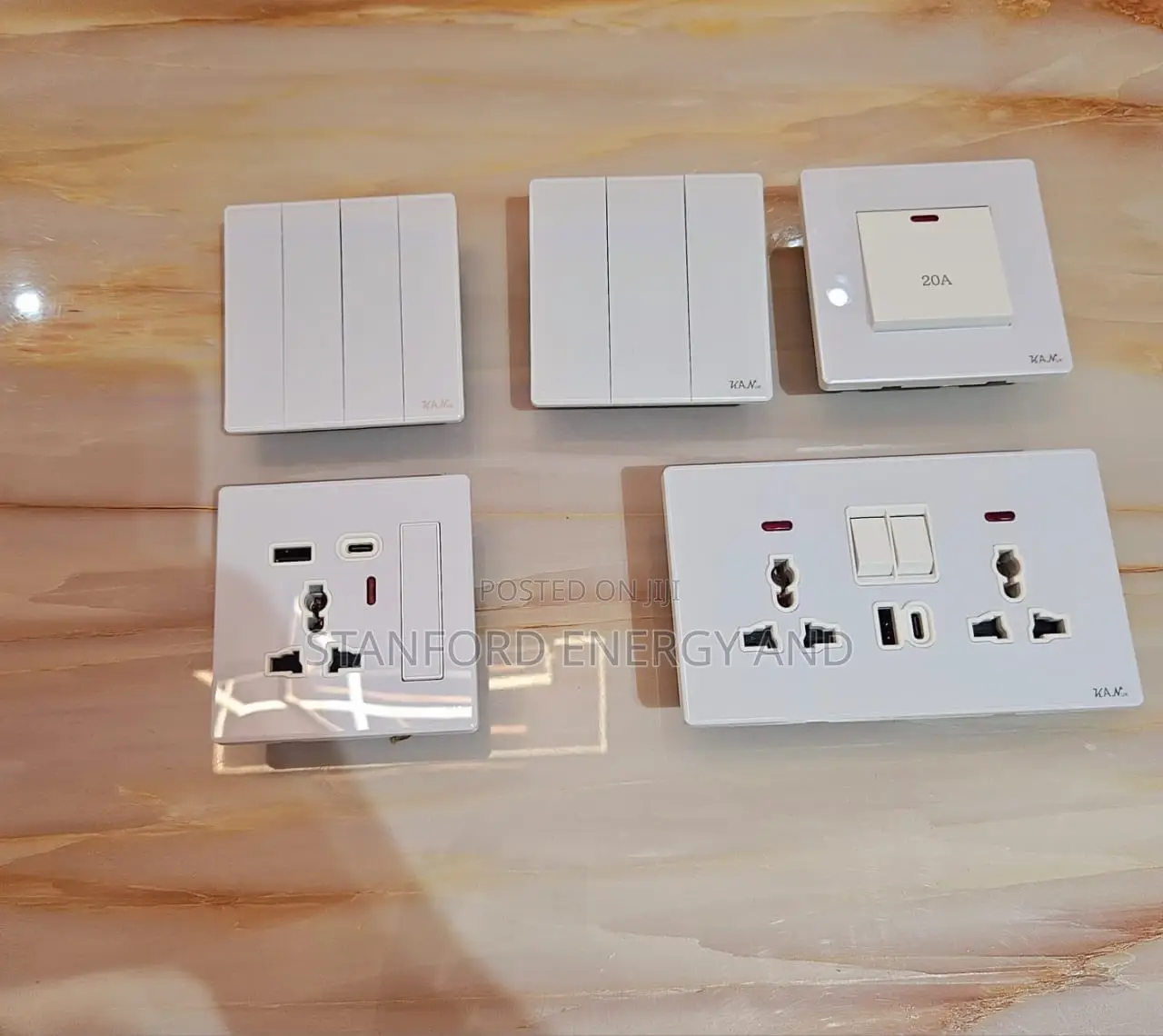 Mirror White Wall Sockets/Switches