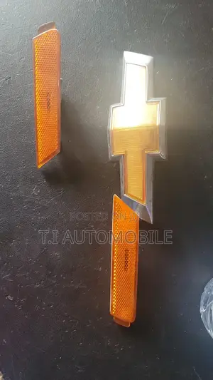 Set of Front Bumper Reflectors for Camaro 2013 Models