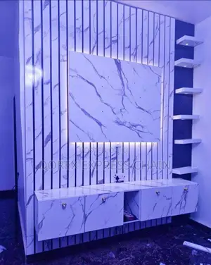 Velvety Wall Crawling and Console