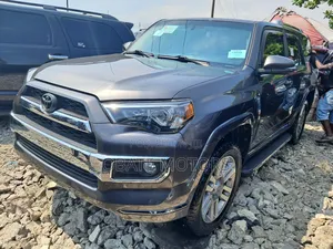 Toyota 4-Runner 2015 Gray