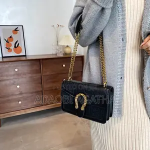 Quality Ladies Classic Bag