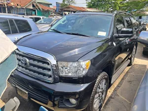 Toyota Sequoia Limited FFV 4dr SUV 4WD (5.7L 8cyl 6A) 2015 Black