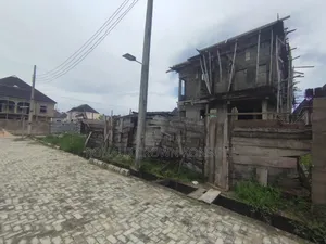 2bdrm Block of Flats in Ago Palace for sale