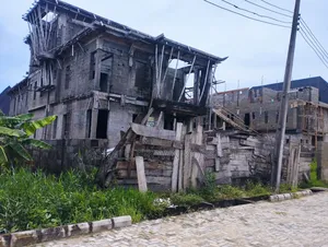 2bdrm Block of Flats in Ago Palace for sale