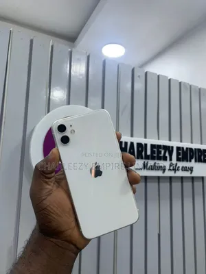 Apple iPhone 11 128 GB White