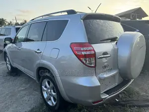 Toyota RAV4 3.5 Limited 4x4 2010 Silver