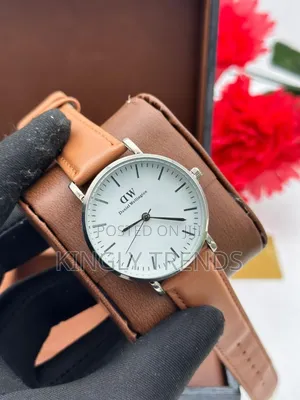 Photo - Daniel Wellington Leather Wristwatch