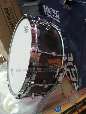 Photo - Remo Proffesional Snar3 Drum