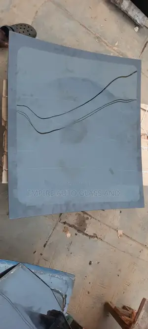 No 2 Roof Glass for Hyundai Tucson 2016 Model Avail Now