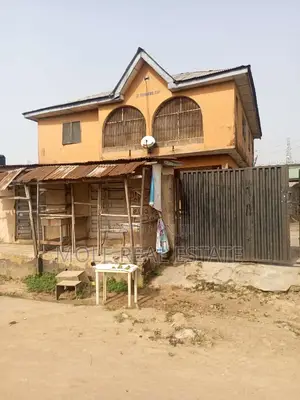 600msq by the Road Hotel Bustop Lasu Express