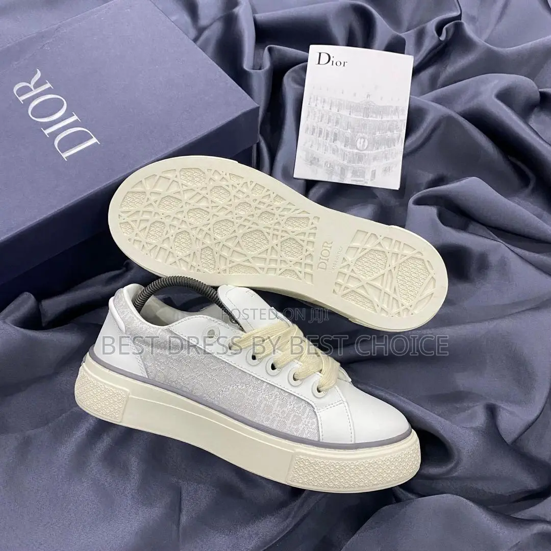 Dior B33 Embossed Low Top Sneakers