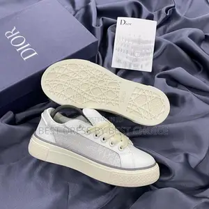 Dior B33 Embossed Low Top Sneakers
