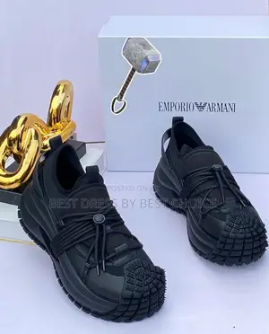 Emporio Armani Low Top “Snks // 
