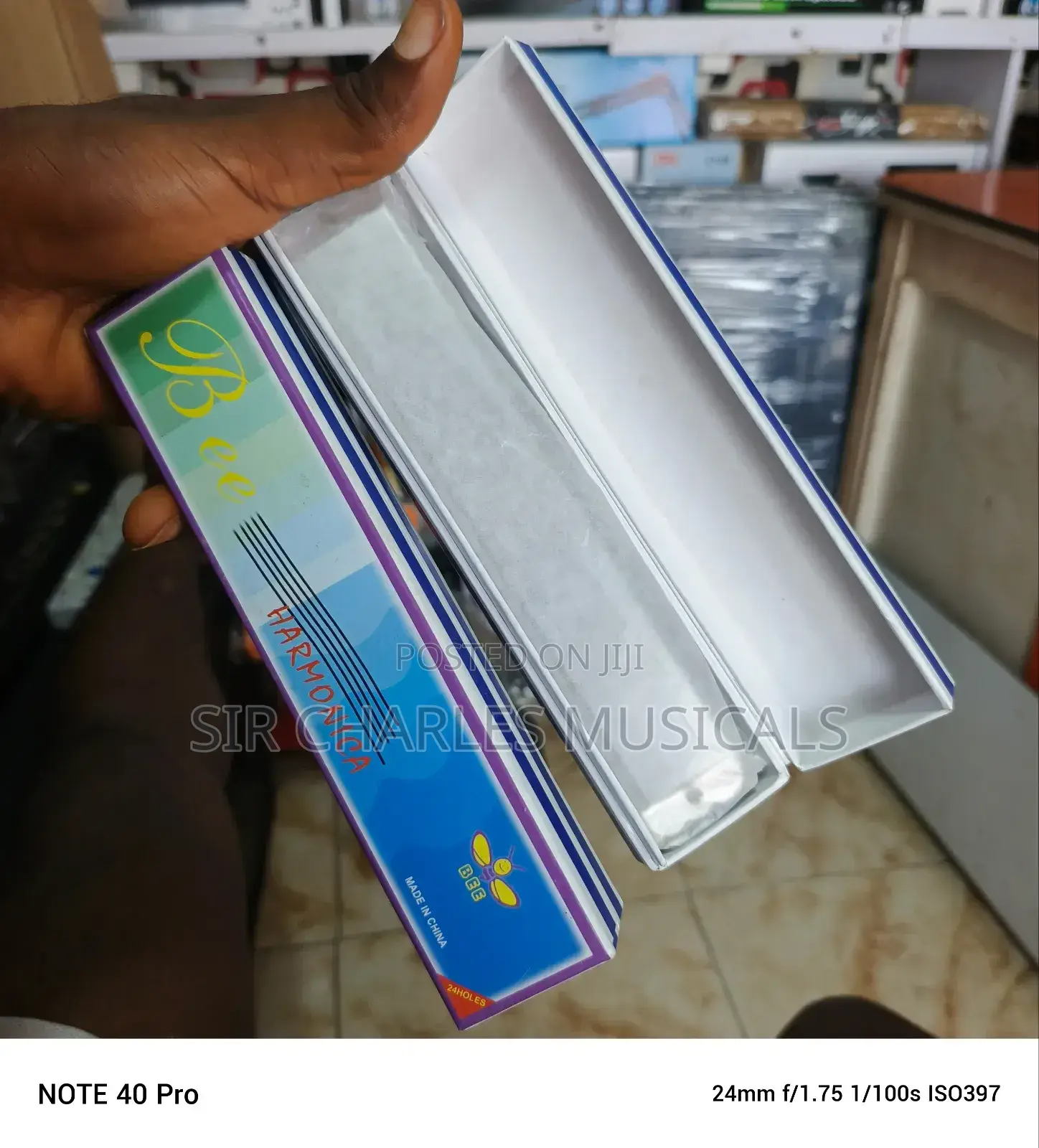 High Quality Bee Harmonica 20 Holes