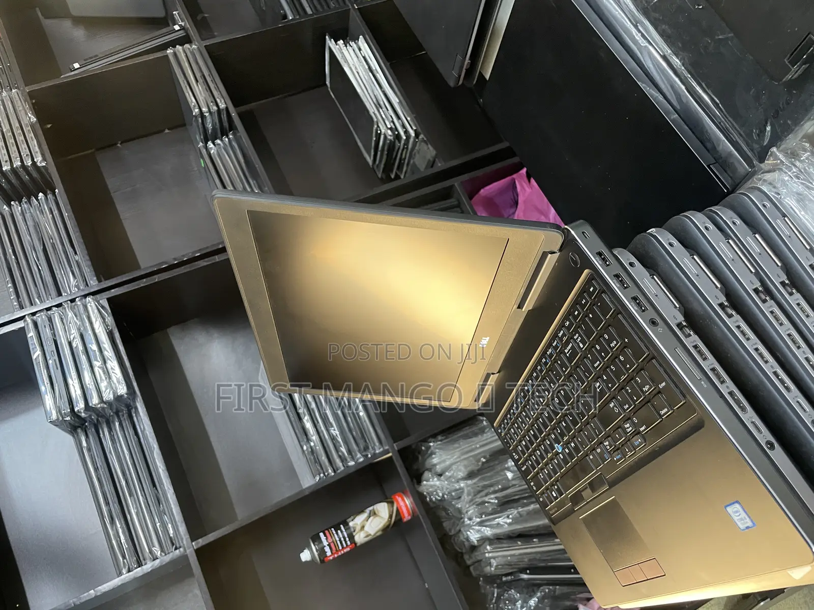 Laptop Dell Precision 7520 16GB Intel Core I5 SSD 256GB