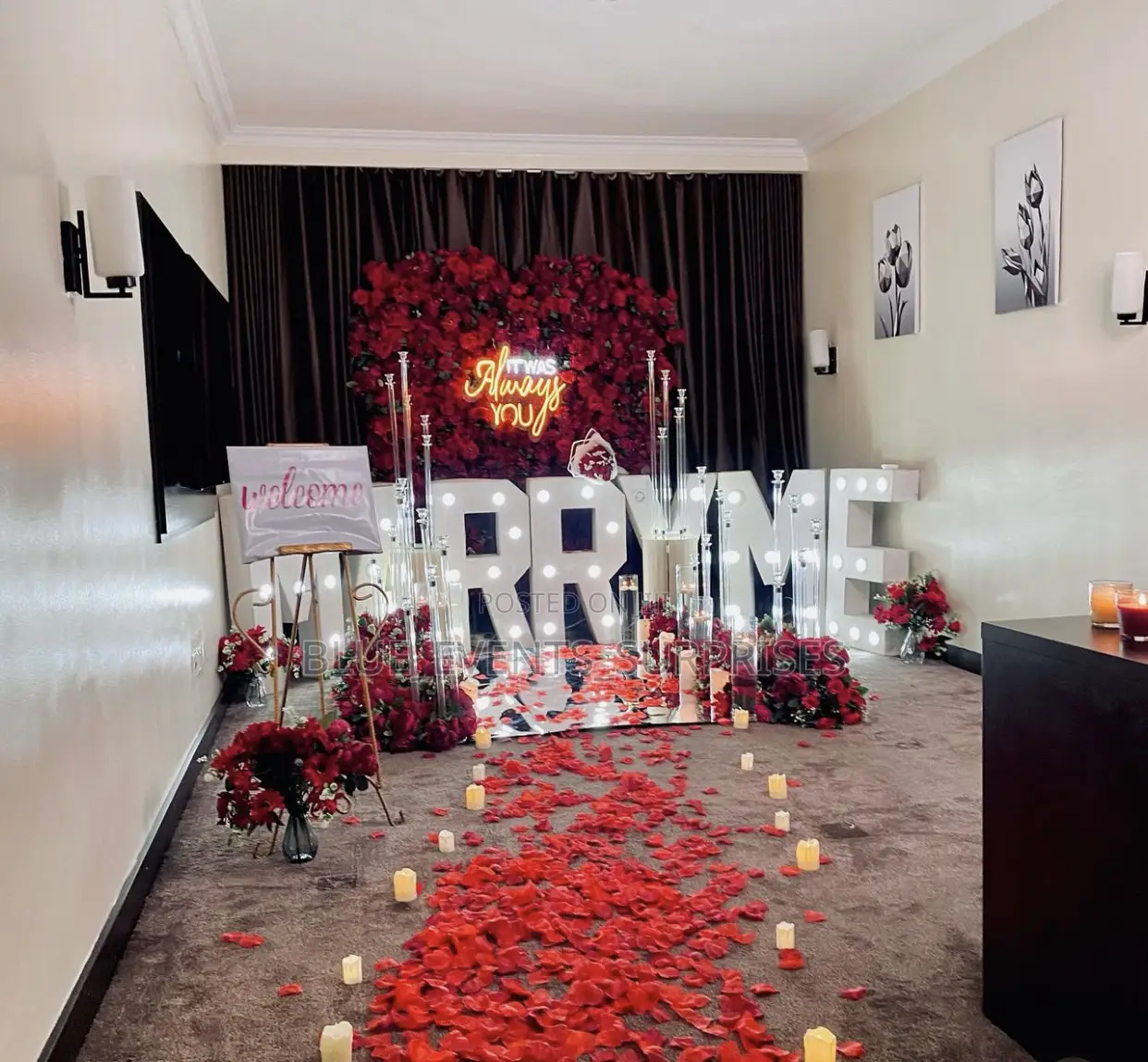 Surprise Proposal Decor