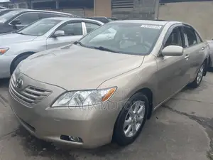 Toyota Camry 2008 Gold
