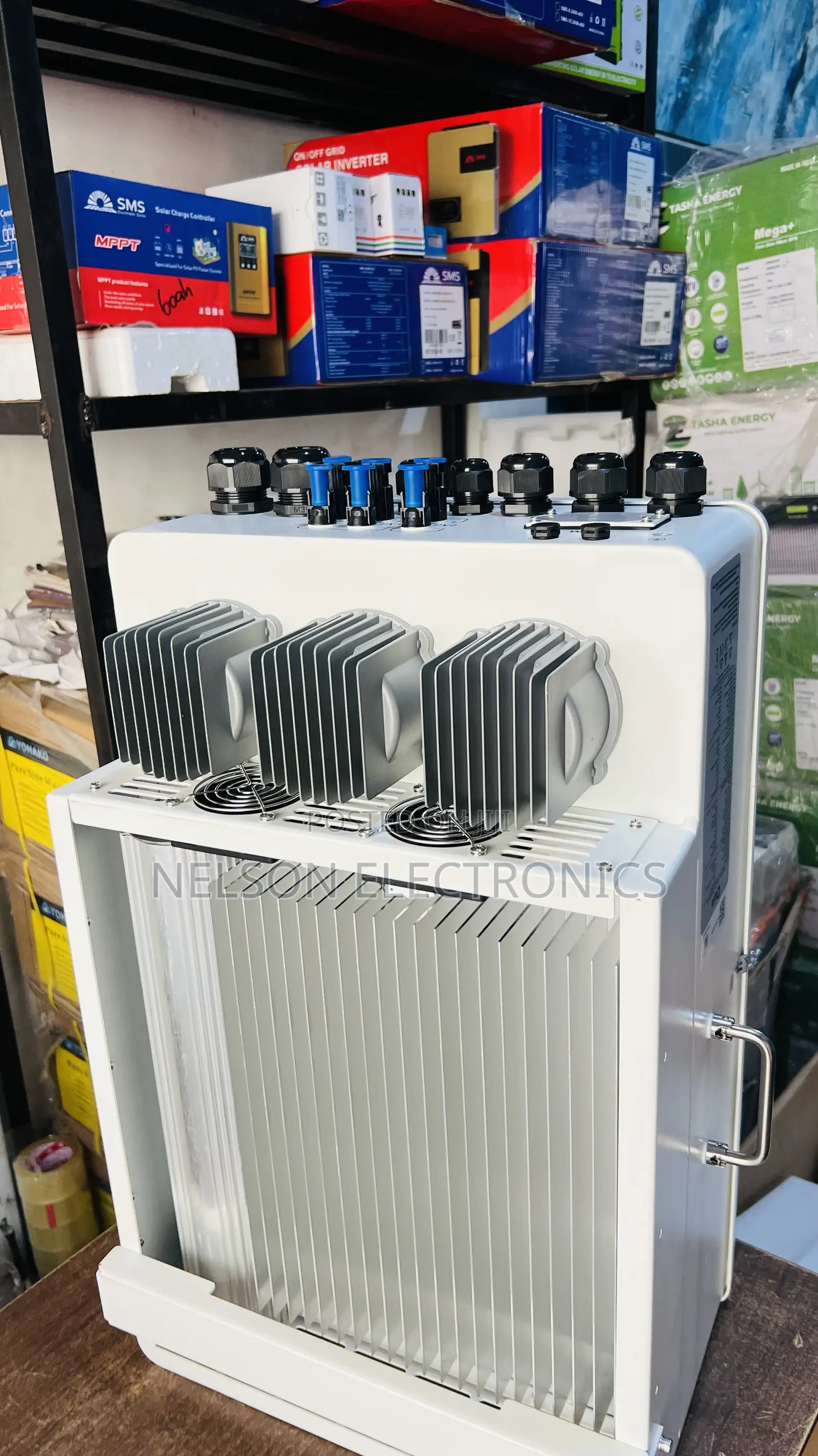 Deye 12kw 3 Phase Hybrid Inverter With 2 48volt Controller