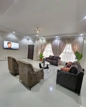 4 Bedroom Apartment