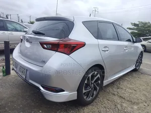 Toyota Corolla 2017 Silver