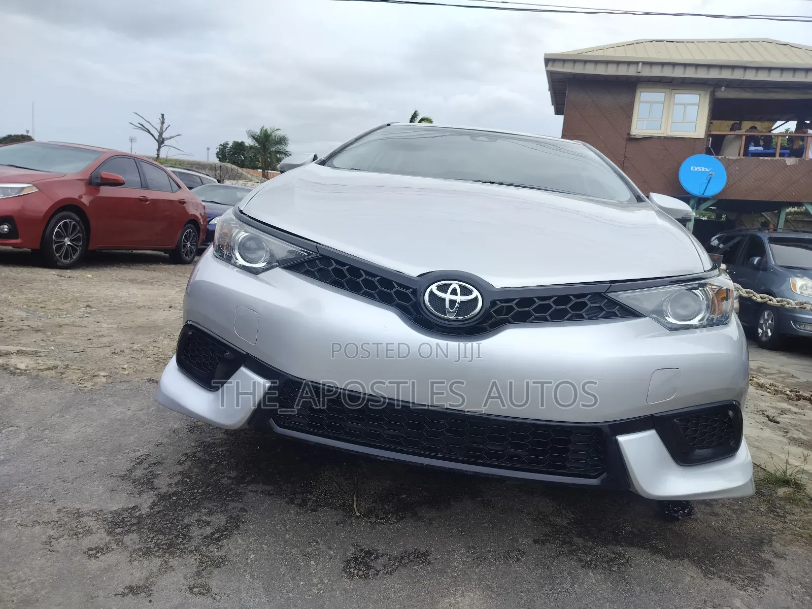 Toyota Corolla 2017 Silver