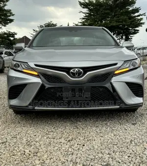 Photo - Toyota Camry XSE (2.5L 4cyl 8A) 2019 Silver
