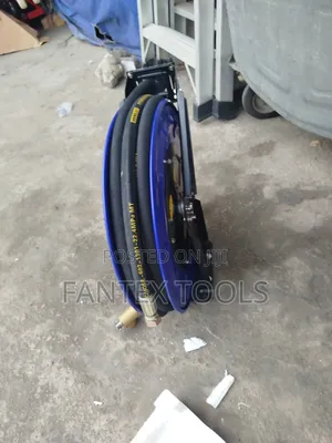 Grease Hose Reel .