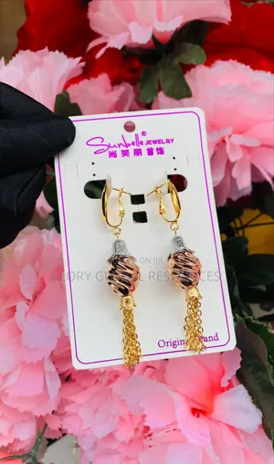 Gold Sunbelle Earrings