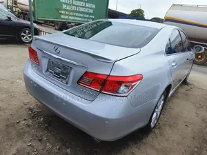 Lexus ES 350 2012 Silver