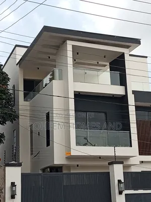 5bdrm Duplex in Secured Estate, Omole Phase 2 for sale