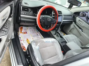 Toyota Camry 2016 Silver