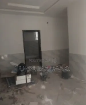 1bdrm Block of Flats in Manreng Estate, Life Camp for rent