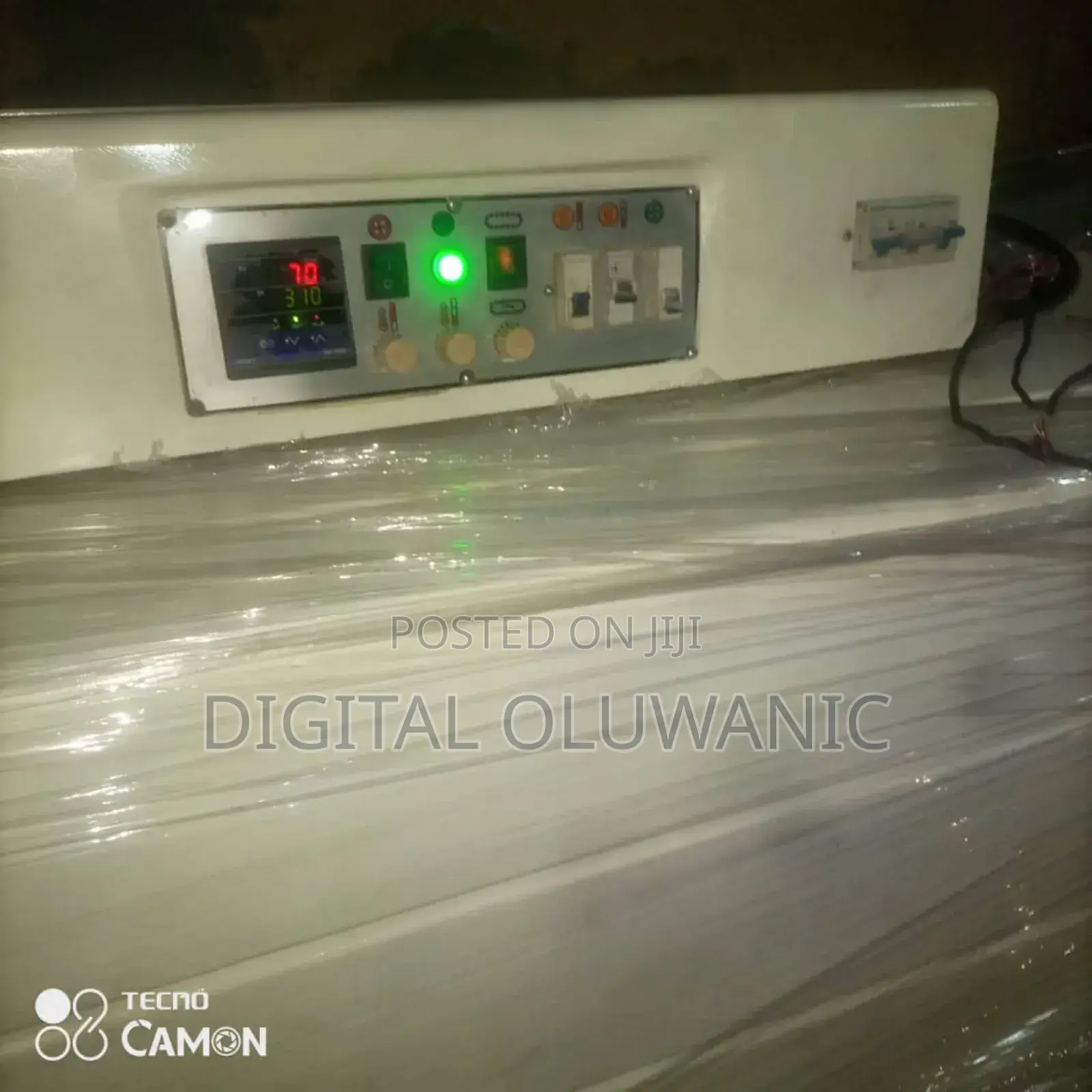 Shrink Wrapping Machine