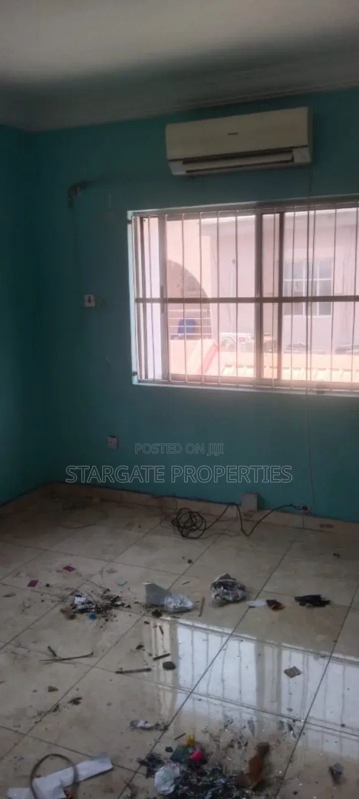 5bdrm Duplex in Off Bisiola, Lekki Phase 1 for rent