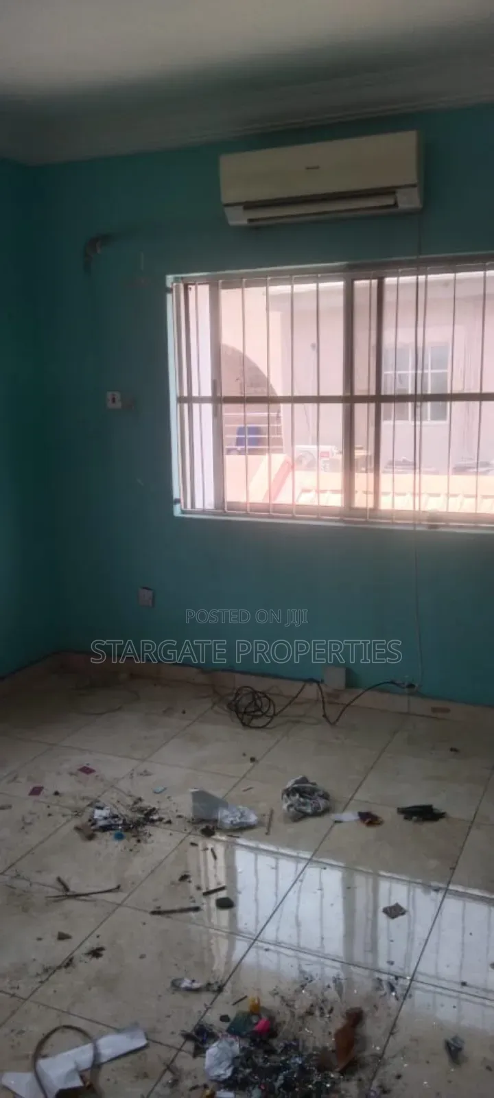 5bdrm Duplex in Off Bisiola, Lekki Phase 1 for rent