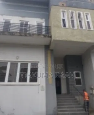 4bdrm Duplex in Brookshore Estate, Gwarinpa for rent