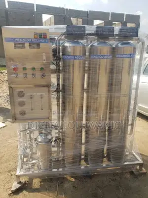 Reverse Osmosis With Treatment Tank