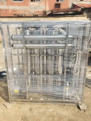 Reverse Osmosis With Treatment Tank