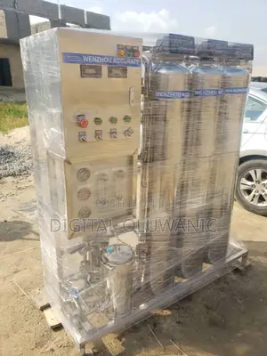 Reverse Osmosis With Treatment Tank