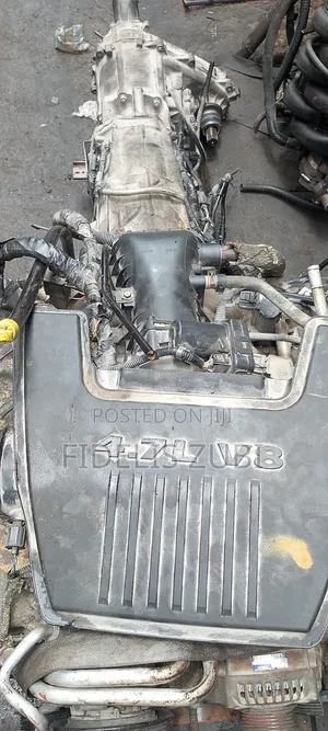 Commander 16 Plugs V8 2010 Model.